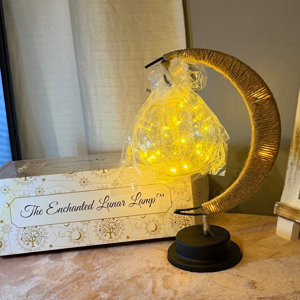 The Enchanted Lunar Lamp™ Crescent Night Light - Warm Gold